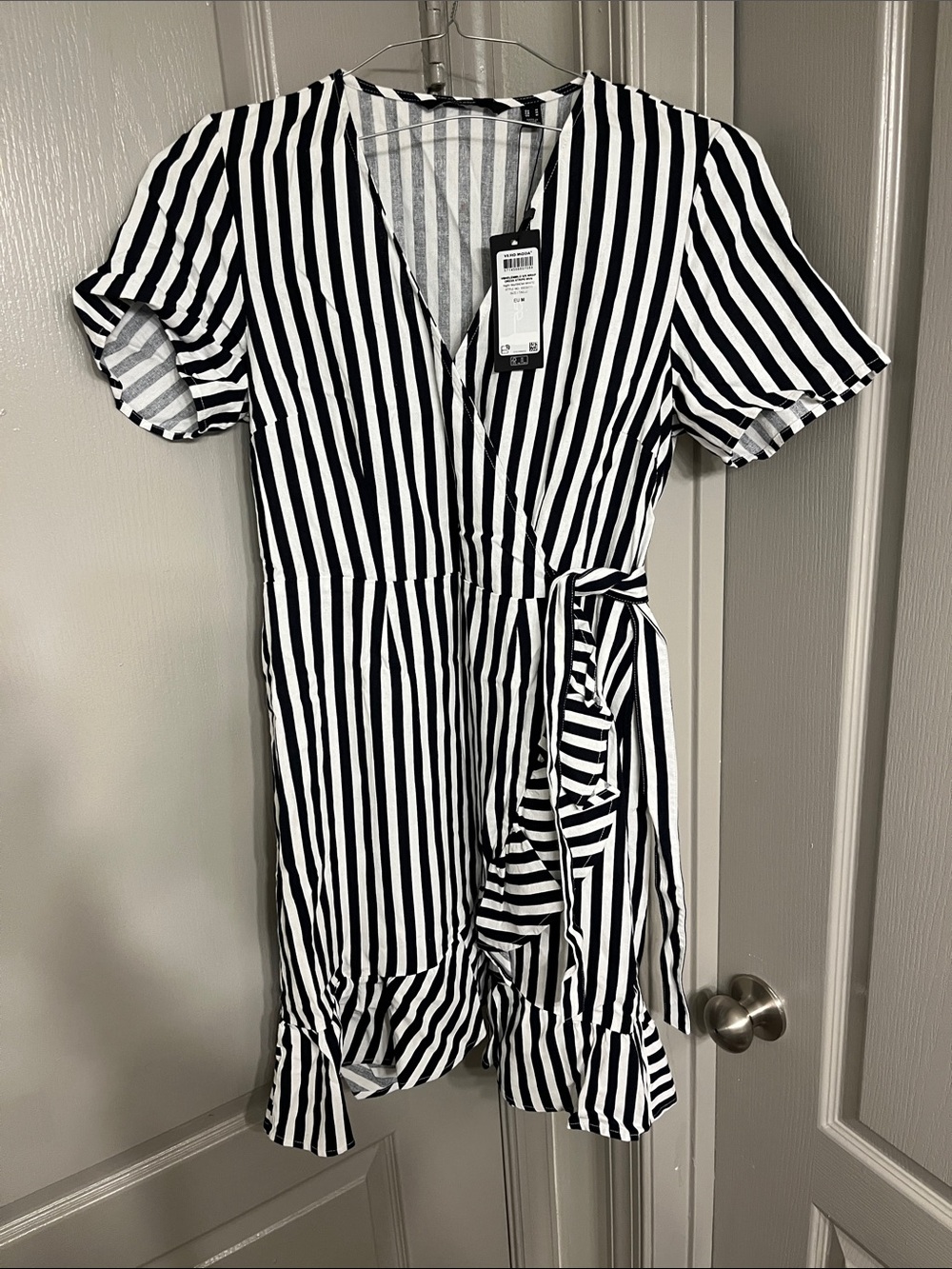 Women'sBlack & White Striped Wrap Dress